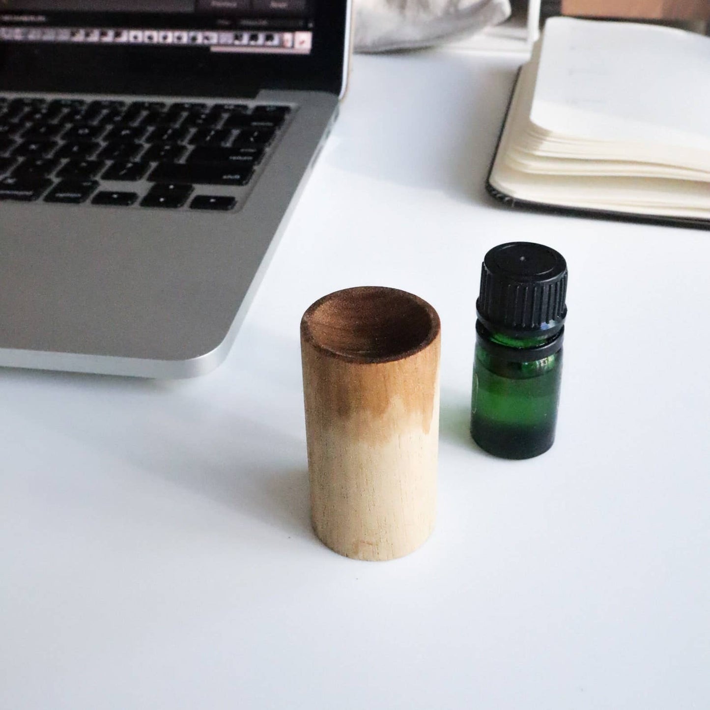 Wooden Essential Oil Diffuser for On-the-go Plantish