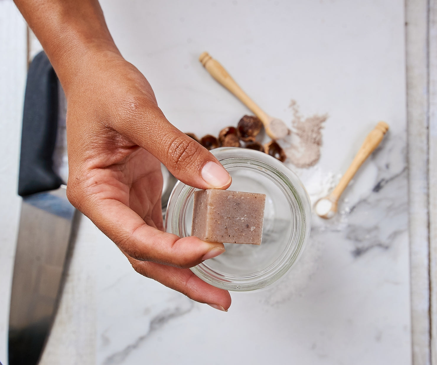 Tangie LLC - Packaged Laundry Concentrate by Tangie. Natural & Zero Waste Tangie LLC