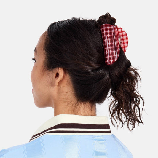 Suki Claw in Red Plaid CHUNKS