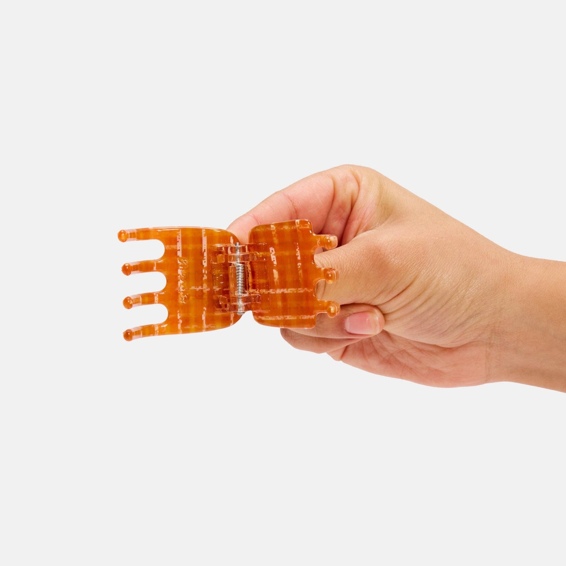 Midi Ursa Claw in Caramel Plaid CHUNKS