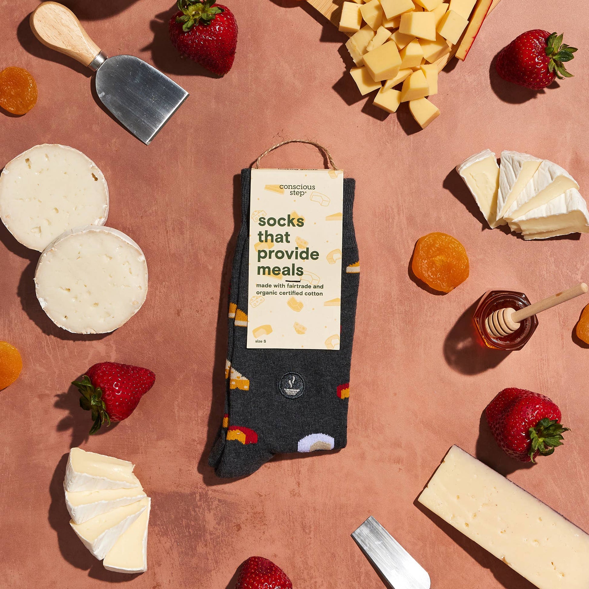 Socks that Provide Meals (Gray Cheese) Conscious Step