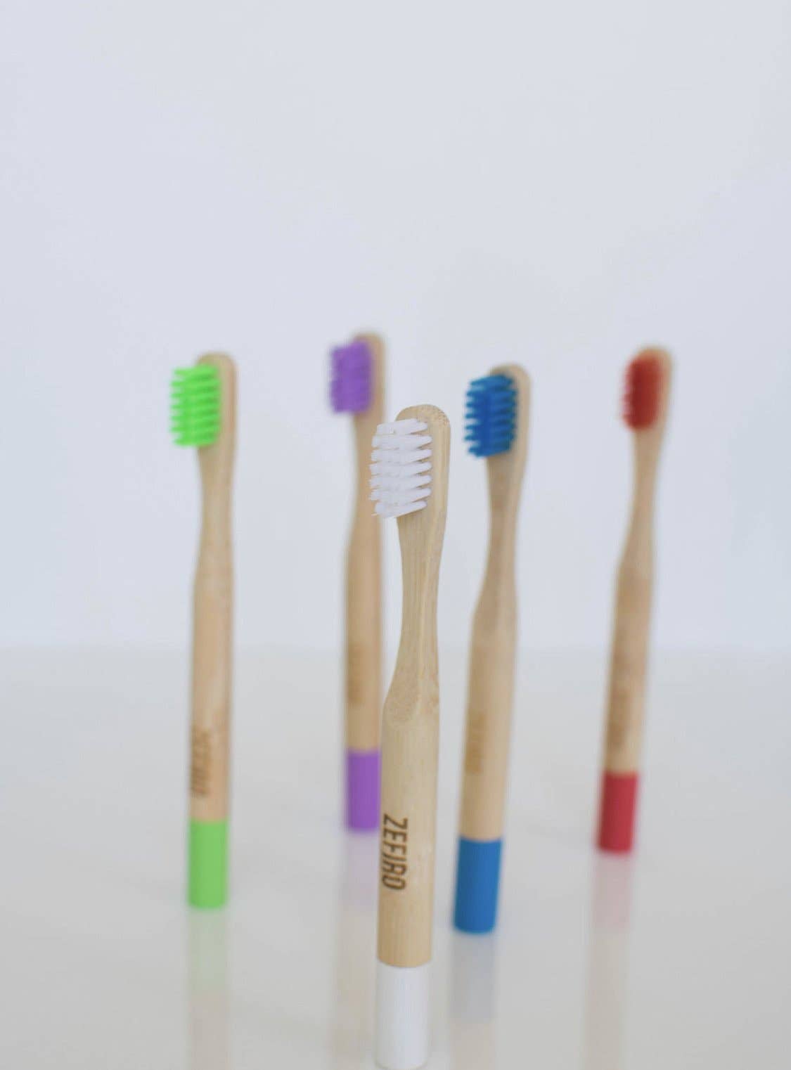 Zefiro - Bamboo Kid's Toothbrush - Green Zefiro