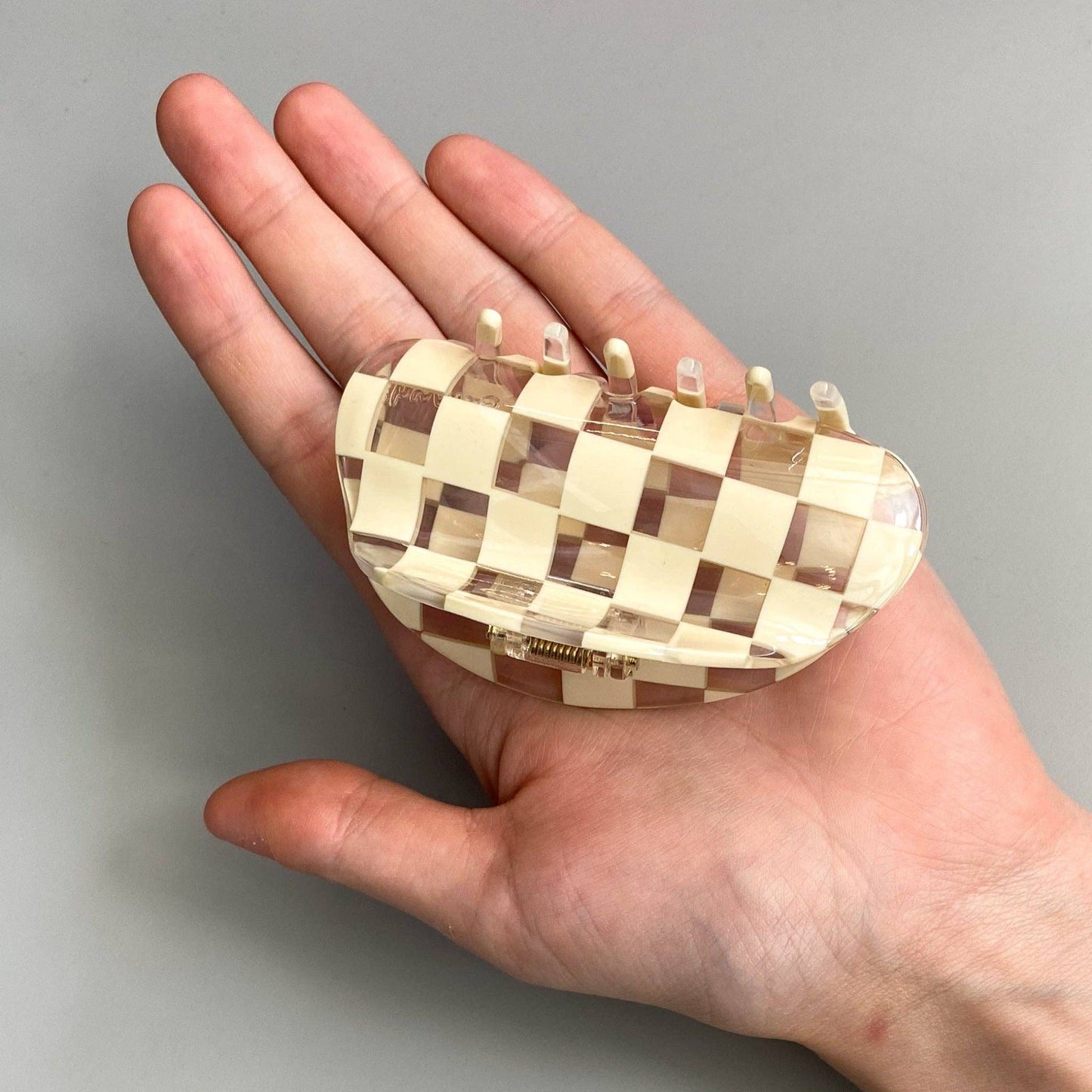 Checker Claw in Clear CHUNKS