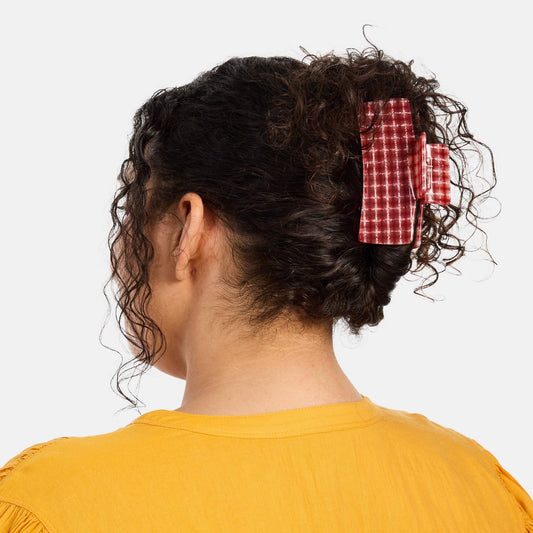 Box Claw in Red Plaid CHUNKS