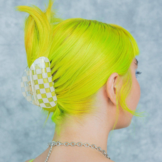 Checker Claw in Clear CHUNKS