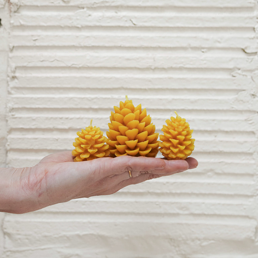 Pinecone (Sml) - Handmade Beeswax Candle