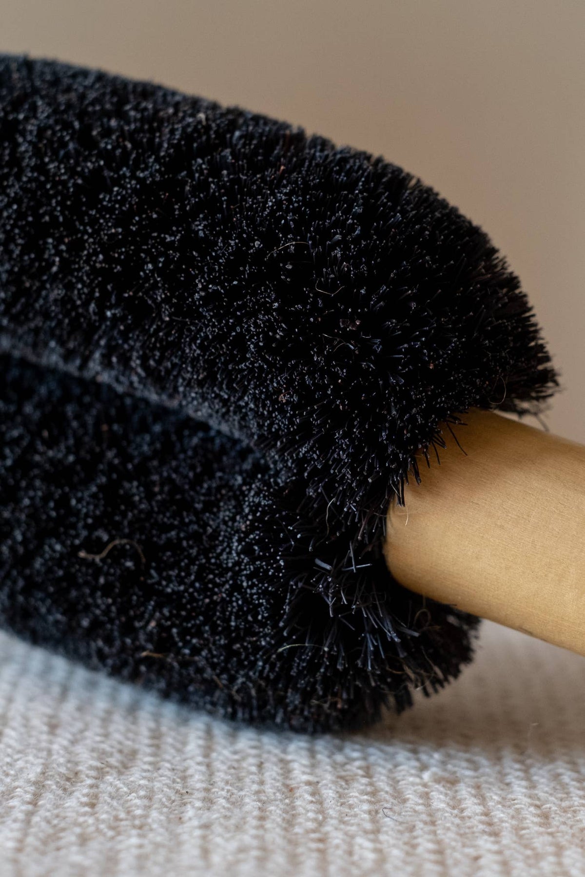 Wash & Groom Pet Brush - Perfect for Dogs & Cats